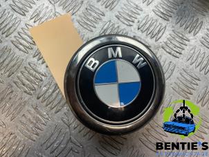Used Tailgate handle BMW 1 serie (F21) 114i 1.6 16V Price € 25,00 Margin scheme offered by Bentie's autodemontage