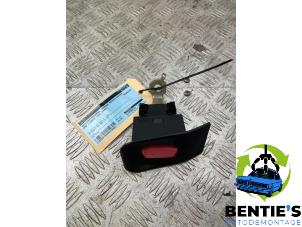 Used Rear seatbelt buckle, right BMW 7 serie (E38) 750i/iL Price € 30,00 Margin scheme offered by Bentie's autodemontage