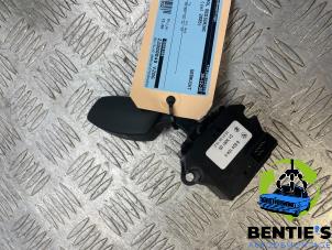Używane Obsluga tempomatu BMW 5 serie Touring (E61) 535d 24V Cena € 15,00 Procedura marży oferowane przez Bentie's autodemontage