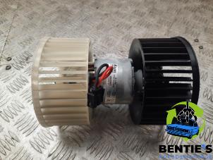 Usados Motor de ventilador de calefactor BMW 3 serie (E46/4) 330i 24V Precio € 35,00 Norma de margen ofrecido por Bentie's autodemontage