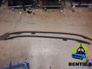 Used Roof rack kit BMW 3 serie Touring (E46/3) 316i 16V Price € 100,00 Margin scheme offered by Bentie's autodemontage