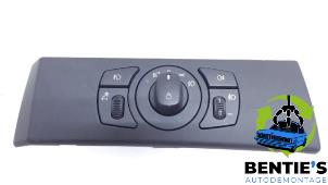 Used Light switch BMW 5 serie (E60) 525d 24V Price € 25,00 Margin scheme offered by Bentie's autodemontage
