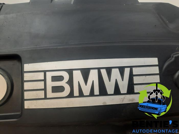 Chapa protectora motor de un BMW 1 serie (E87/87N) 116i 2.0 16V 2010