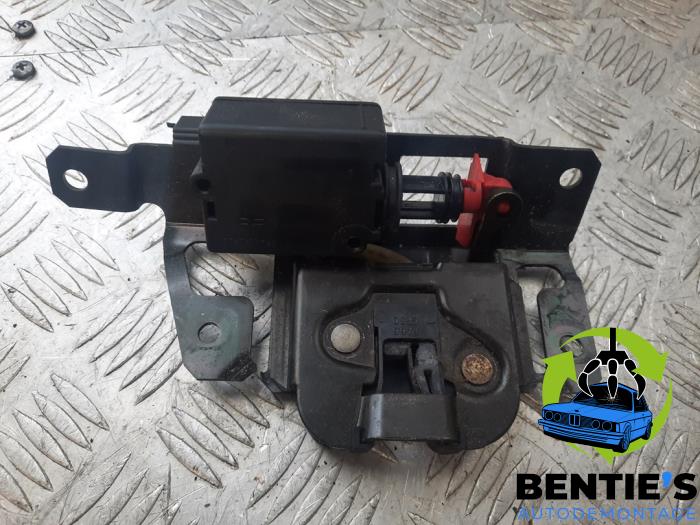 Boot lid lock mechanisms with part number 6192 stock