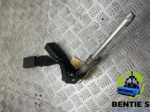 Used Rear seatbelt tensioner, right BMW 3 serie (E90) 318i 16V Price € 45,00 Margin scheme offered by Bentie's autodemontage