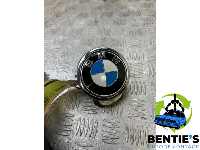 Poignée hayon d'un BMW 6 serie Gran Coupe (F06) 640d 24V 2014