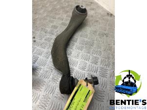 Used Front lower wishbone, right BMW 6 serie Gran Coupe (F06) 640d 24V Price € 50,00 Margin scheme offered by Bentie's autodemontage