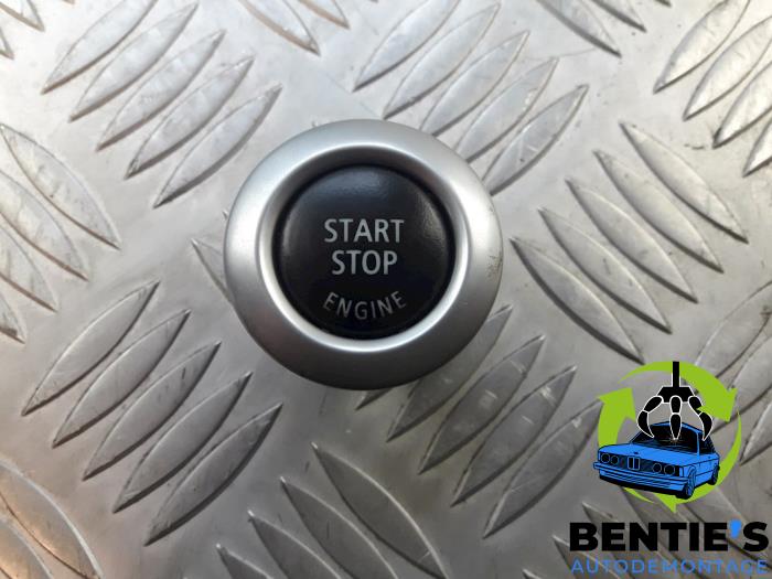 Używane Przelacznik Start/Stop BMW 3 serie (E90) 325i 24V Cena € 10,00 Procedura marży oferowane przez Bentie's autodemontage
