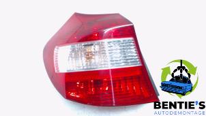 Used Taillight, left BMW 1 serie (E87/87N) 116i 1.6 16V Price € 35,00 Margin scheme offered by Bentie's autodemontage