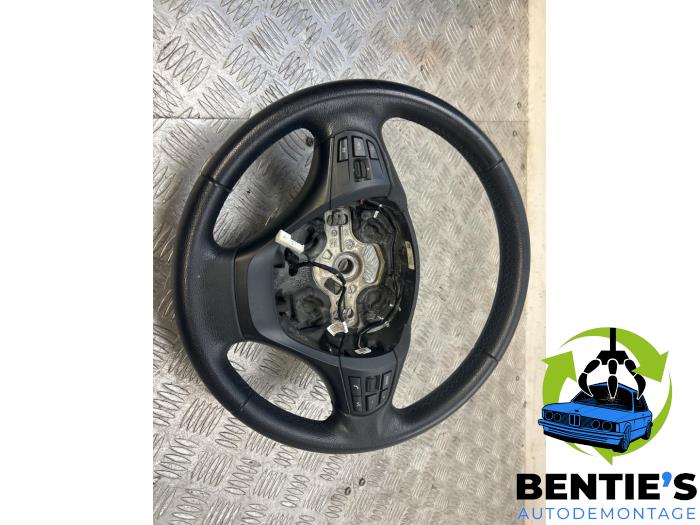 Steering wheel from a BMW 1 serie (F20) 116i 1.5 12V 2016