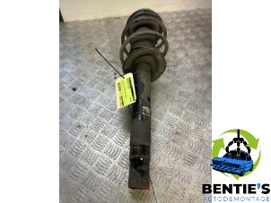 Used Front shock absorber, right BMW 3 serie Compact (E46/5) 318ti 16V Price € 35,00 Margin scheme offered by Bentie's autodemontage
