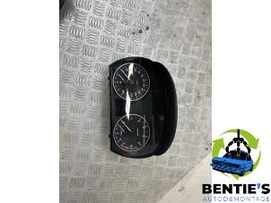 Gebrauchte Tacho - Kombiinstrument KM BMW 3 serie (E90) 318i 16V Preis € 120,00 Margenregelung angeboten von Bentie's autodemontage
