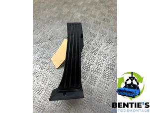Used Accelerator pedal BMW 3 serie (E90) 318i 16V Price € 19,95 Margin scheme offered by Bentie's autodemontage