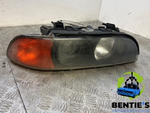 Used Headlight, right BMW 5 serie (E39) 528i 24V Price € 75,00 Margin scheme offered by Bentie's autodemontage