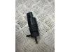 Front windscreen washer jet from a BMW 5 serie (E39) 528i 24V 1999