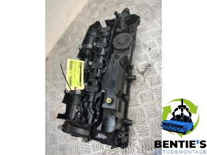 Used Rocker cover BMW 5 serie Touring (F11) 520d 16V Price € 100,00 Margin scheme offered by Bentie's autodemontage