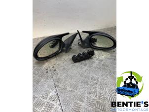 Used Wing mirror, left BMW 3 serie (E93) 325i 24V Price € 300,00 Margin scheme offered by Bentie's autodemontage