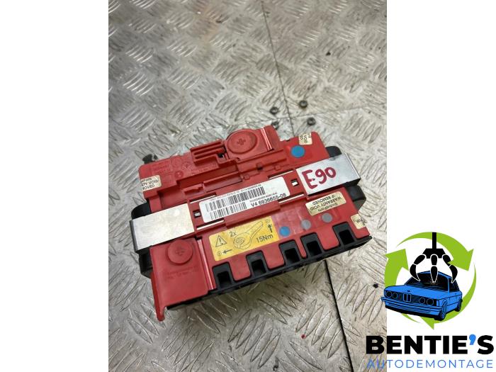 Gebrauchte Stromverteiler BMW 3 serie (E93) 325i 24V Preis € 15,00 Margenregelung angeboten von Bentie's autodemontage