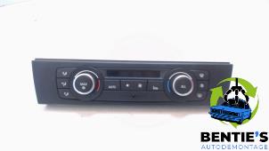 Usados Panel de control de calefacción BMW 3 serie (E90) 318i 16V Precio € 45,00 Norma de margen ofrecido por Bentie's autodemontage