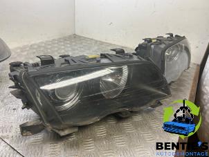 Używane Zestaw reflektorów lewy + prawy BMW 3 serie Touring (E46/3) 328i 24V Cena € 300,00 Procedura marży oferowane przez Bentie's autodemontage