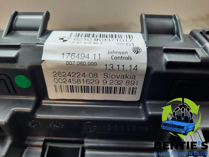 Odometer KM from a BMW 1 serie (F21) 114i 1.6 16V 2014