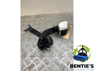 Used Front seatbelt, right BMW X1 (E84) sDrive 20d 2.0 16V Price € 40,00 Margin scheme offered by Bentie's autodemontage