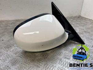 Used Wing mirror, right BMW 3 serie (E90) 318d 16V Price € 50,00 Margin scheme offered by Bentie's autodemontage