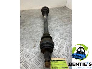 Used Drive shaft, rear left BMW 5 serie Touring (F11) 528i 24V Price € 50,00 Margin scheme offered by Bentie's autodemontage