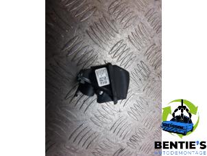 Used Reversing camera BMW 5 serie Touring (F11) 528i 24V Price € 150,00 Margin scheme offered by Bentie's autodemontage