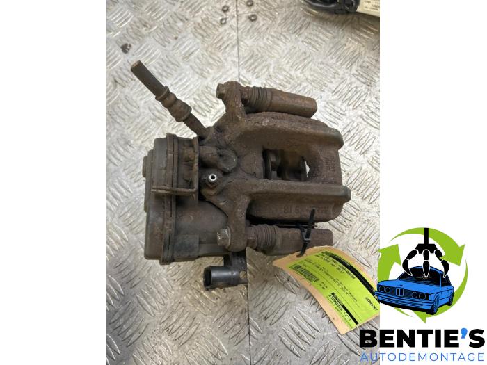 Gebrauchte Bremszange links hinten BMW 5 serie Touring (F11) 528i 24V Preis € 75,00 Margenregelung angeboten von Bentie's autodemontage