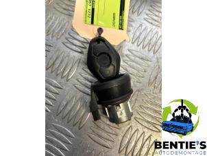 Used Ignition lock + key BMW X3 (E83) 3.0d 24V Price € 45,00 Margin scheme offered by Bentie's autodemontage