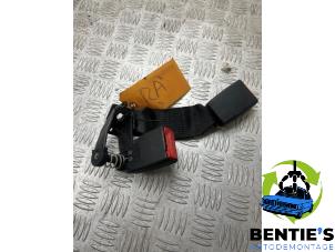 Used Rear seatbelt buckle, right BMW X3 (E83) 3.0d 24V Price € 30,00 Margin scheme offered by Bentie's autodemontage
