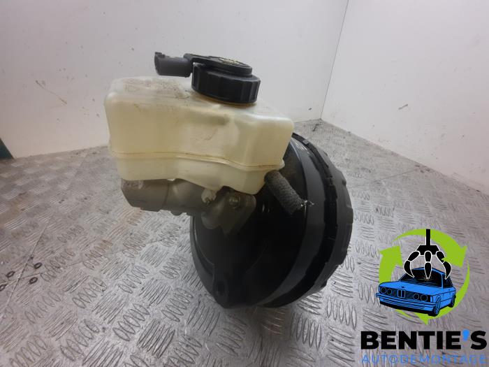 Usagé Servo frein BMW 3 serie (E90) 330i 24V Prix € 90,00 Règlement à la marge proposé par Bentie's autodemontage
