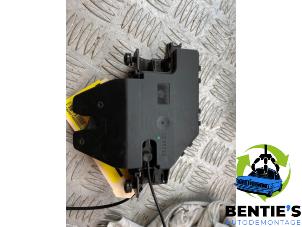 Used Boot lid lock mechanism BMW 3 serie (E90) 325i 24V Price € 20,00 Margin scheme offered by Bentie's autodemontage