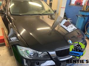 Used Bonnet BMW 3 serie Touring (E91) 325i 24V Price € 175,00 Margin scheme offered by Bentie's autodemontage