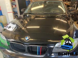 Usagé Capot BMW 1 serie (E81) 116i 1.6 16V Prix € 100,00 Règlement à la marge proposé par Bentie's autodemontage