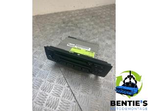Gebrauchte Radio CD Spieler BMW 1 serie (E81) 116i 1.6 16V Preis € 40,00 Margenregelung angeboten von Bentie's autodemontage
