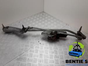 Used Wiper motor + mechanism BMW 5 serie Touring (E39) 520i 24V Price € 50,00 Margin scheme offered by Bentie's autodemontage