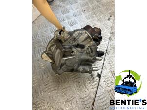 Usados Bomba de diésel BMW 1 serie (E87/87N) 118d 16V Precio € 200,00 Norma de margen ofrecido por Bentie's autodemontage