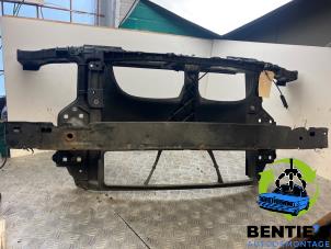Usados Panel frontal BMW 1 serie (E87/87N) 120i 16V Precio € 150,00 Norma de margen ofrecido por Bentie's autodemontage