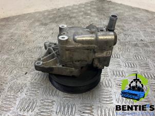 Used Power steering pump BMW 5 serie Touring (E61) 525d 24V Price € 125,00 Margin scheme offered by Bentie's autodemontage