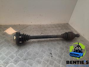 Used Drive shaft, rear left BMW 5 serie (E60) 523i 24V Price € 45,00 Margin scheme offered by Bentie's autodemontage