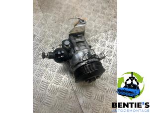 Used Power steering pump BMW 5 serie Touring (E61) 530i 24V Price € 150,00 Margin scheme offered by Bentie's autodemontage