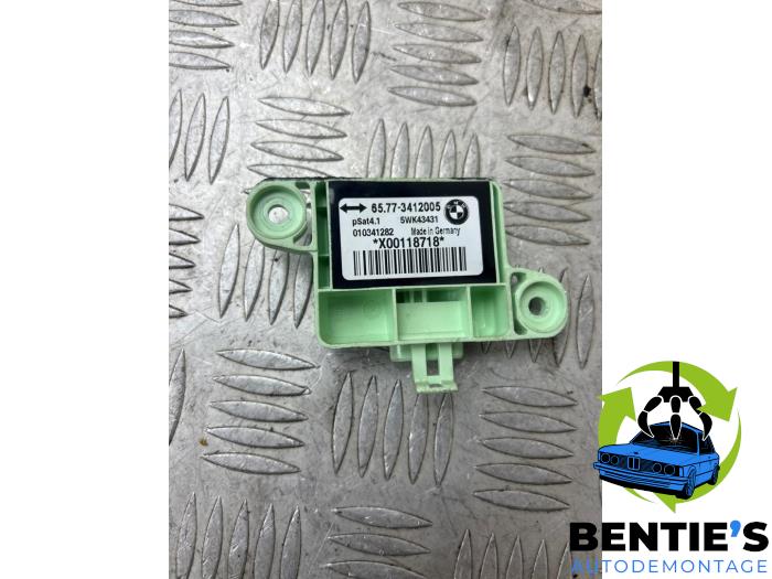 Begagnade Airbagsensor BMW X3 (E83) 3.0i xDrive 24V Pris € 15,00 Marginaltabell erbjuds av Bentie's autodemontage