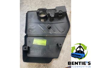 Abdeckblech Motor van een BMW 1 serie (F20) 116i 1.6 16V 2012