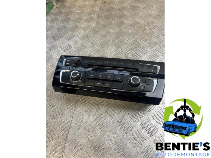 Usagé Commande chauffage BMW 1 serie (F20) 114d 1.5 12V TwinPower Prix € 125,00 Règlement à la marge proposé par Bentie's autodemontage