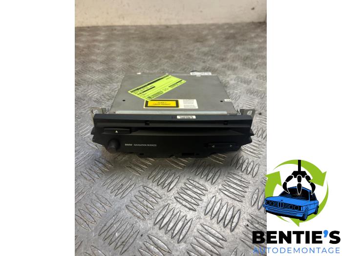 Używane Modul nawigacji BMW 3 serie (E90) 318i 16V Cena € 120,00 Procedura marży oferowane przez Bentie's autodemontage