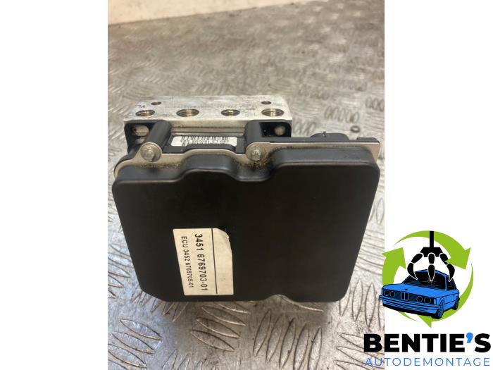 Usagé Bloc ABS BMW 5 serie Touring (E61) 530i 24V Prix € 100,00 Règlement à la marge proposé par Bentie's autodemontage