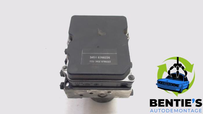 ABS-pump BMW 5 serie (E60), 2003 / 2010 530d 24V, Sedan, 4 dörrar, Diesel, 2.993cc, 160kW (218pk), RWD, M57ND30; 306D2, 2002-09 / 2005-09, NC71; NC72 (Begagnad)