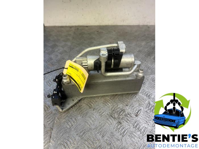 Begagnade Kondensor, luftkonditionering BMW 3 serie (F30) 330e Pris € 150,00 Marginaltabell erbjuds av Bentie's autodemontage